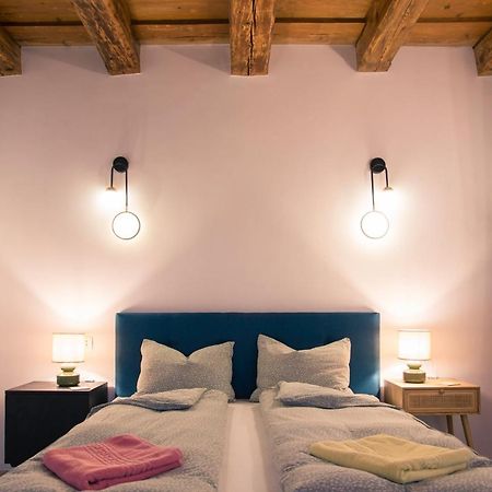 Seek And Hide - Csilla'S Tiny Hideaway Brasov Exterior photo